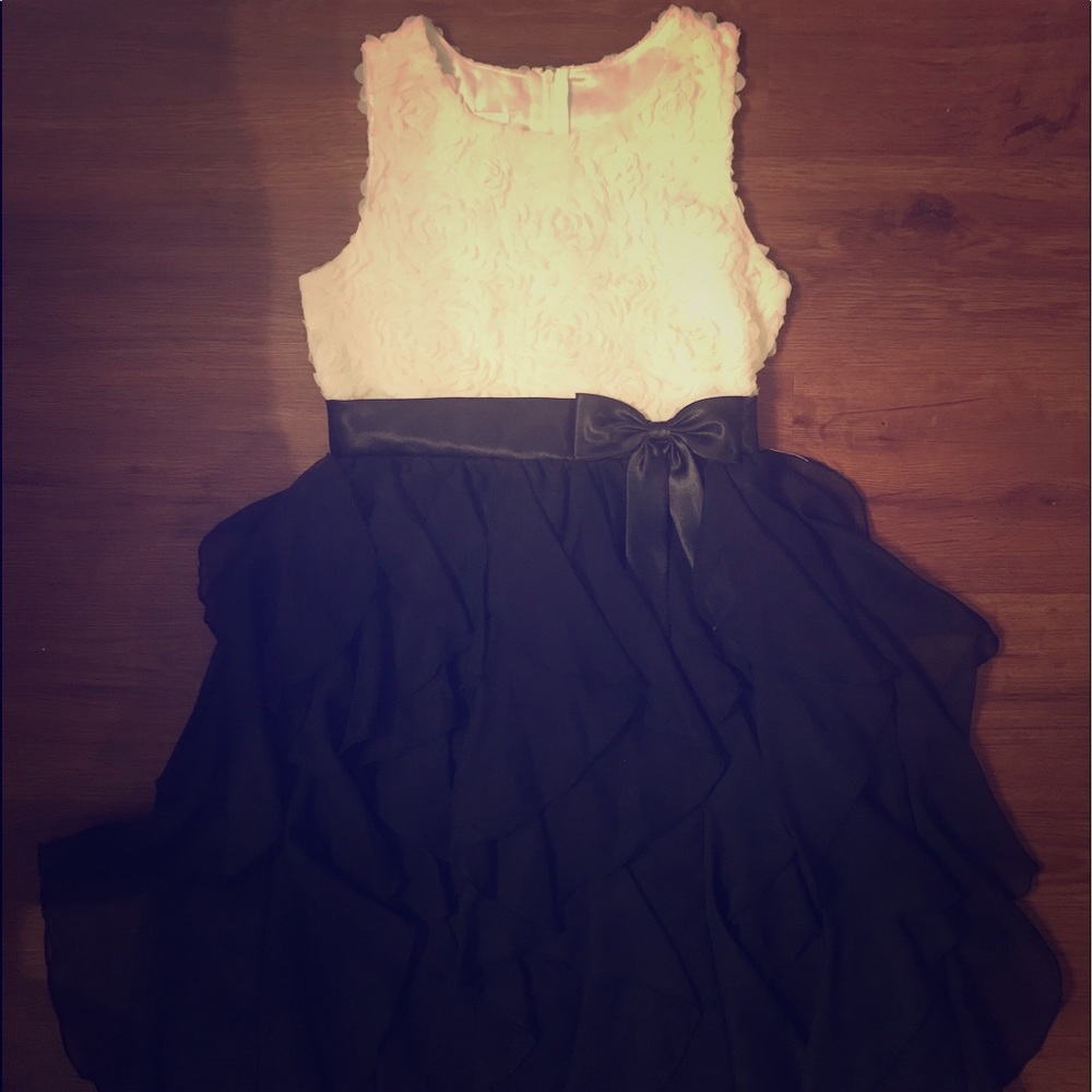 Stunning party dress👗